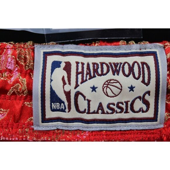 MITCHELL & NESS MEDIUM WOMENS NBA FINALS 1996 SHORTS NWOT - Picture 6 of 7